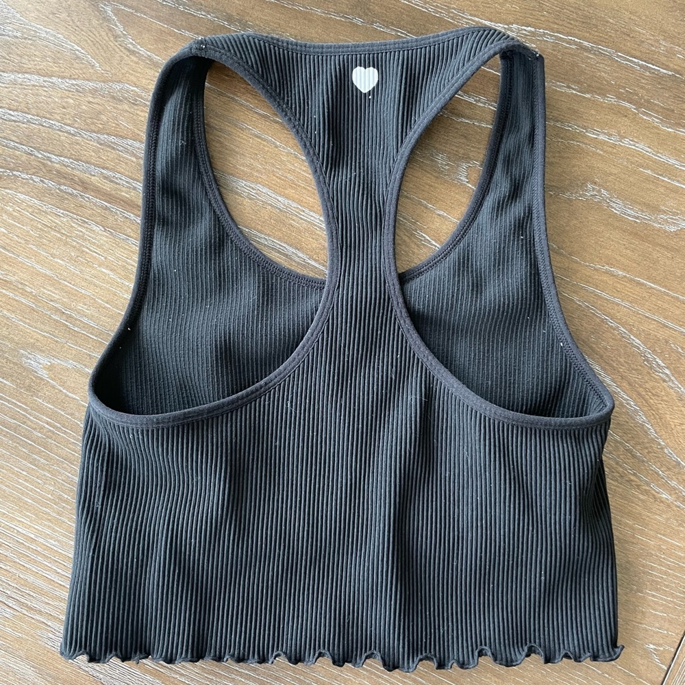Spiritual gangster + VS PINK amor crop tank